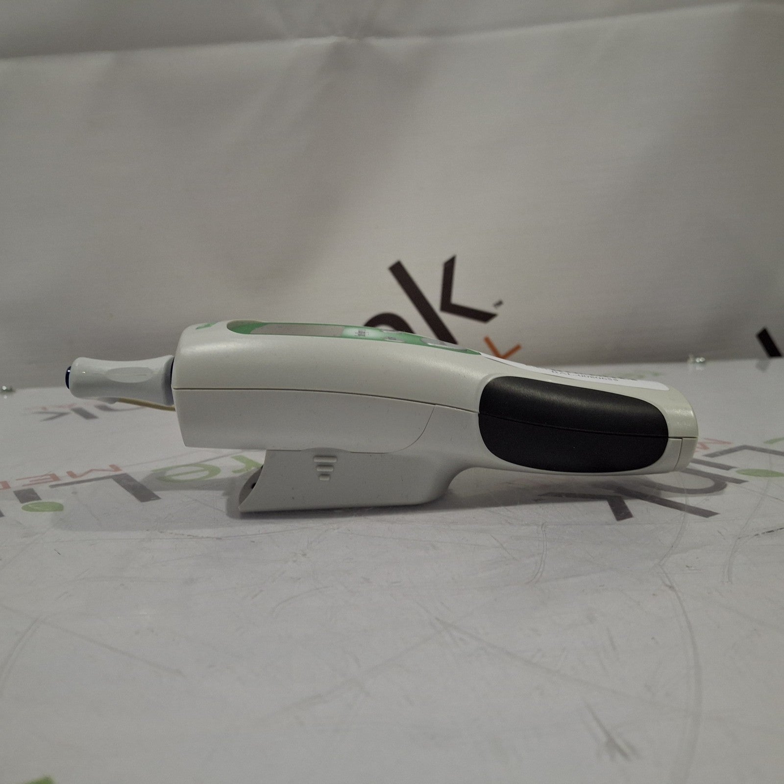 Welch Allyn SureTemp Plus 690 Thermometer