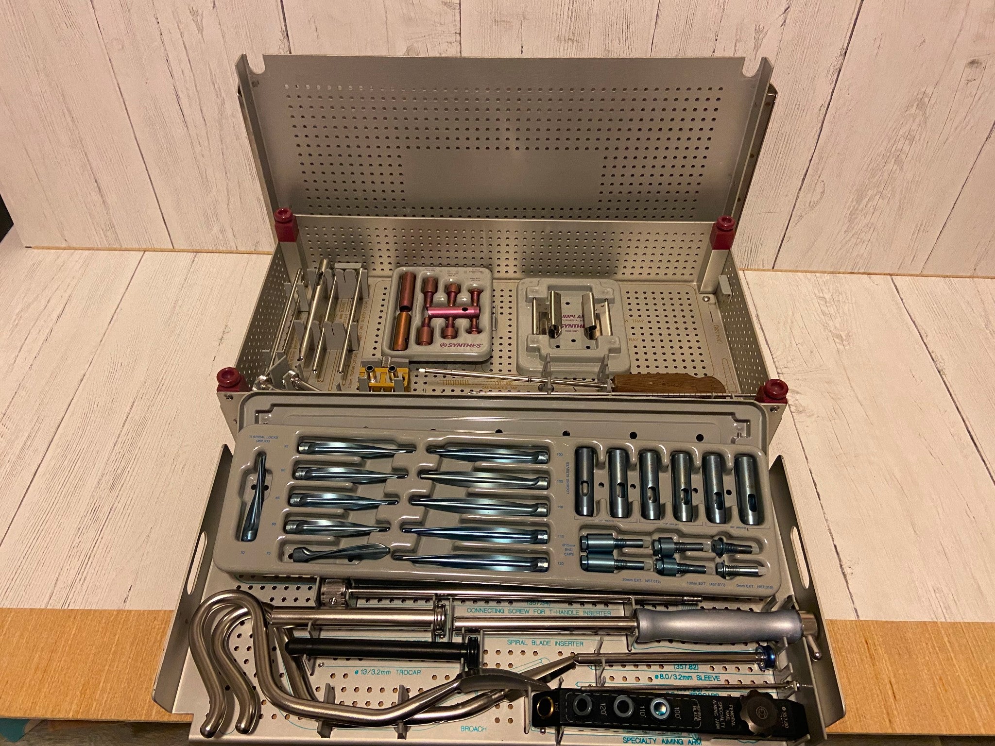 SYNTHES Titanium Femoral Nail Specialty Locking Set DIAGNOSTIC ULTRASOUND MACHINES FOR SALE