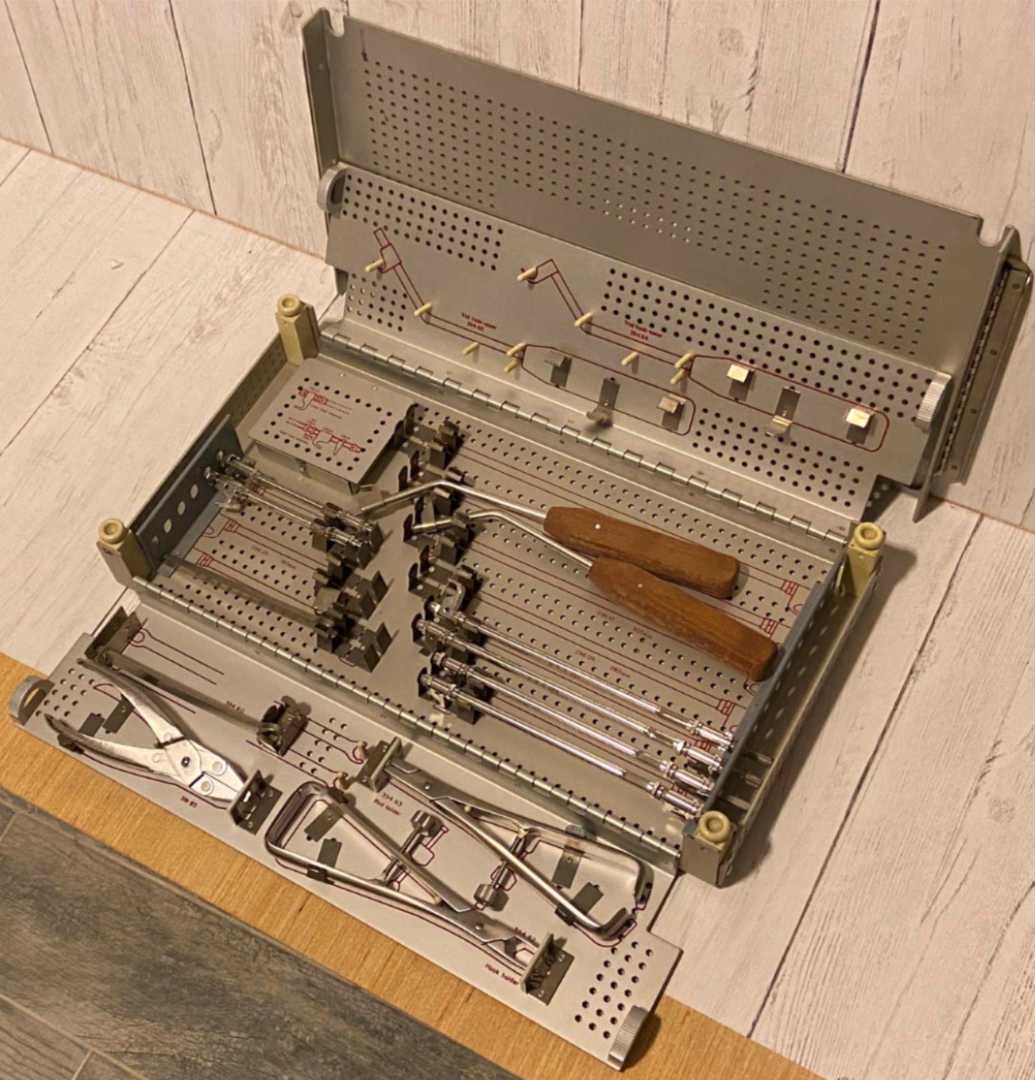 SYNTHES Locking Hook Spinal Rod Set DIAGNOSTIC ULTRASOUND MACHINES FOR SALE