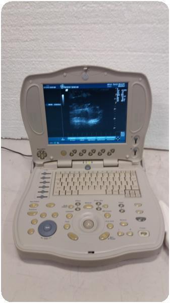 GE LOGIQ-BOOK 2349933 PORTABLE ULTRASOUND MACHINE ; (136215) DIAGNOSTIC ULTRASOUND MACHINES FOR SALE
