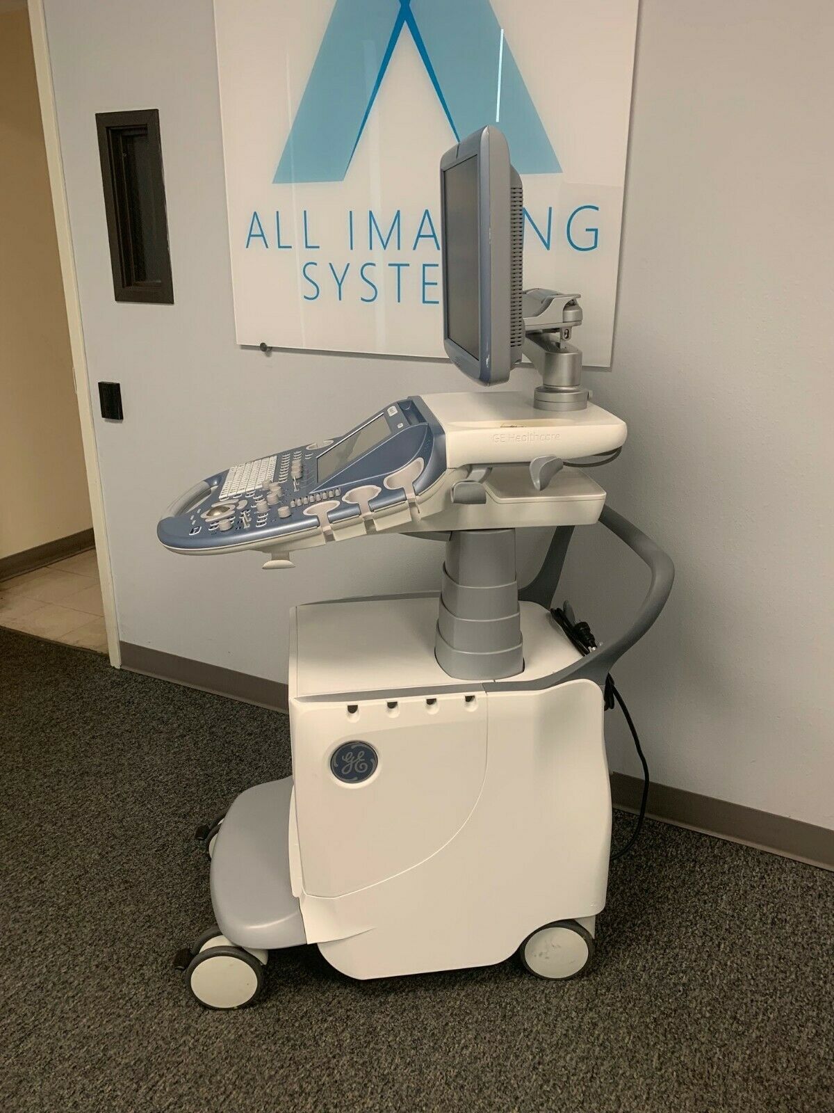 GE Voluson E8 BT13 (HDLive) Ultrasound Machine DIAGNOSTIC ULTRASOUND MACHINES FOR SALE