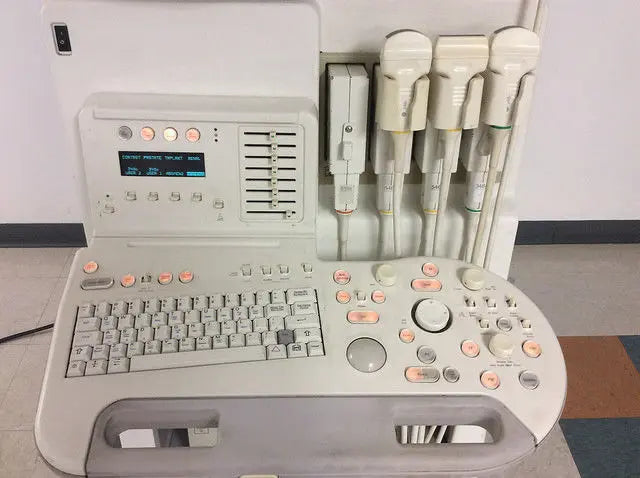 GE LOGIQ 700 Expert ULTRASOUND W/ 618e, 548c, 546L & 348C Probes DIAGNOSTIC ULTRASOUND MACHINES FOR SALE