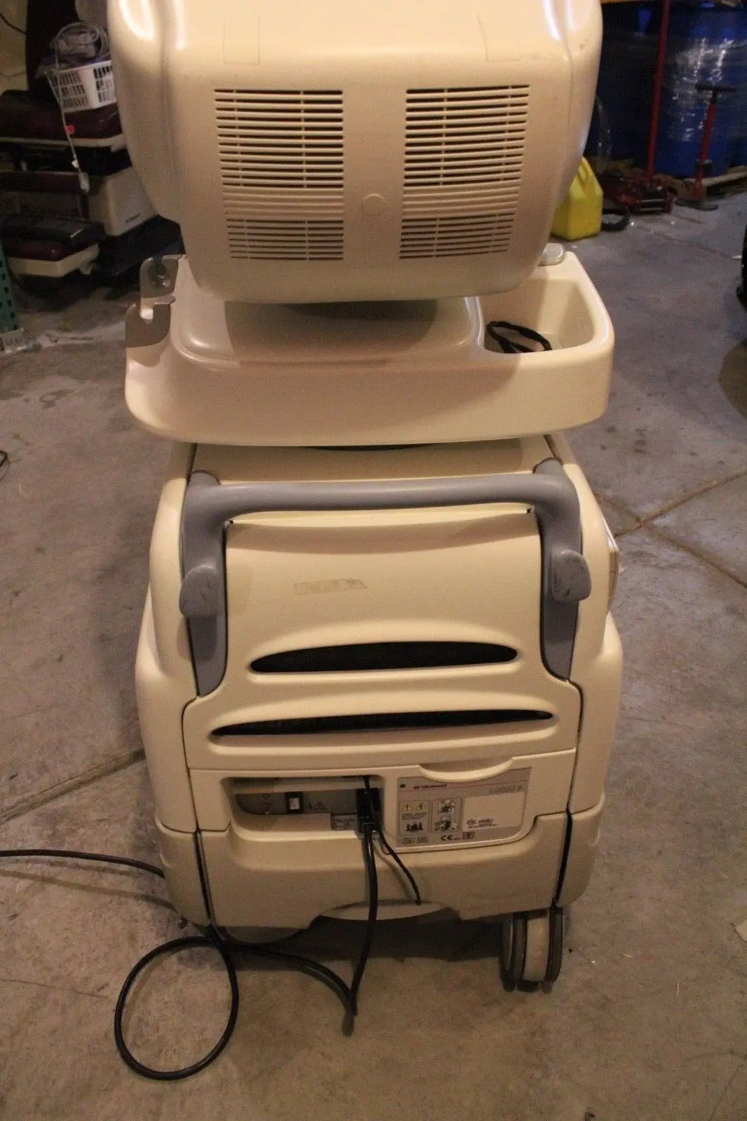 GE LOGIQ 9 DIAGNOSTIC ULTRASOUND MACHINE For parts not working DIAGNOSTIC ULTRASOUND MACHINES FOR SALE