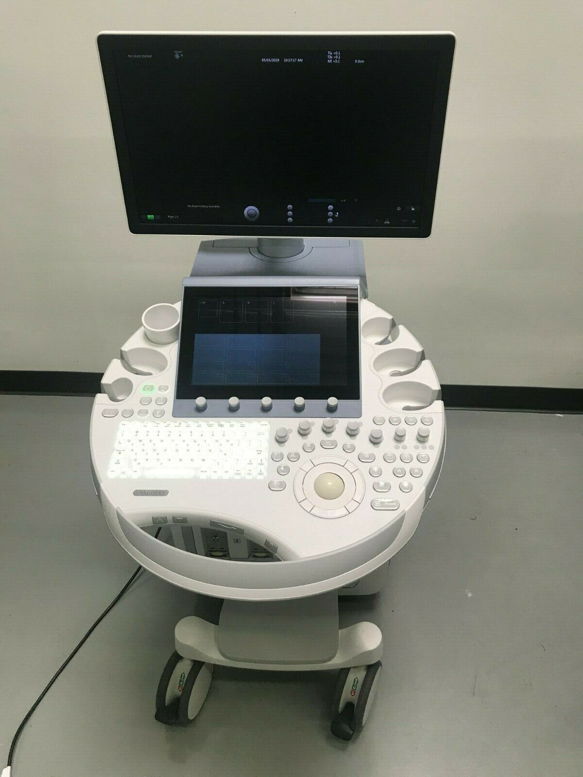 GE VOLUSON E8 BT17 - 4D ULTRASOUND MACHINE WITH HD LIVE DIAGNOSTIC ULTRASOUND MACHINES FOR SALE