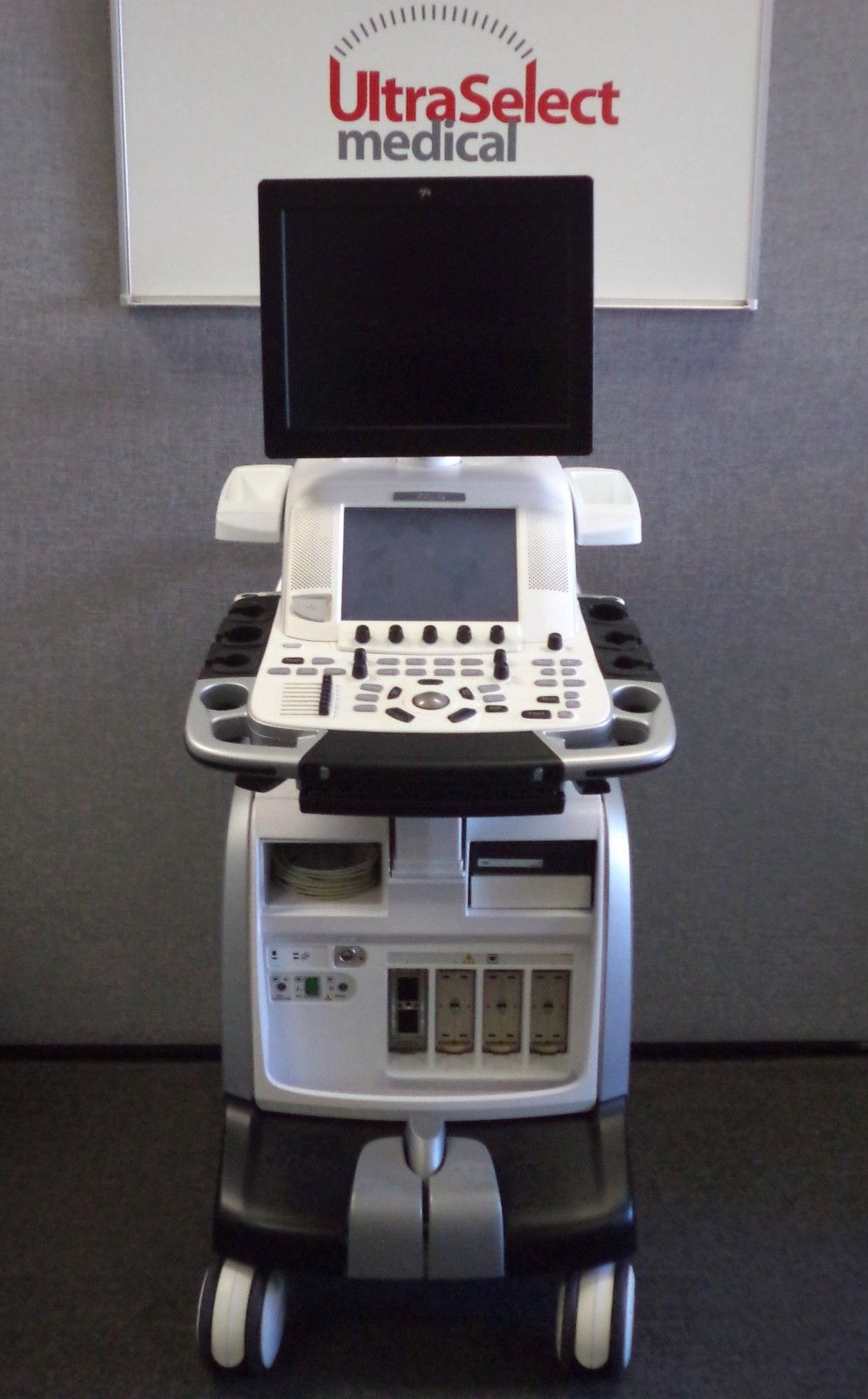 GE Vivid E9 with XD Clear Cardiac/Vascular Ultrasound System Excellent Scanner DIAGNOSTIC ULTRASOUND MACHINES FOR SALE