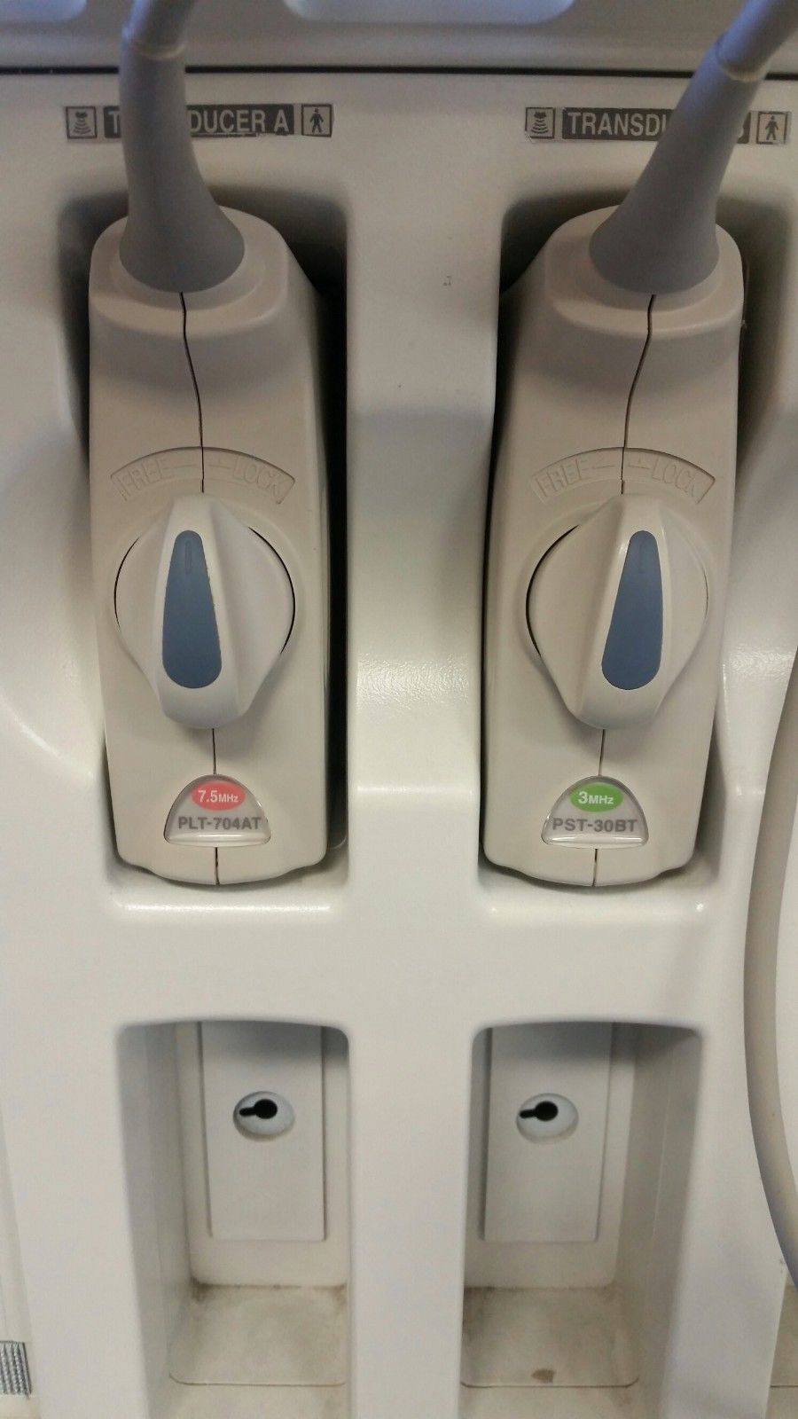 Toshiba Aplio 50 SSa-700a Cardiac/Vascular Ultrasound System + PLT-704AT & PST30 DIAGNOSTIC ULTRASOUND MACHINES FOR SALE