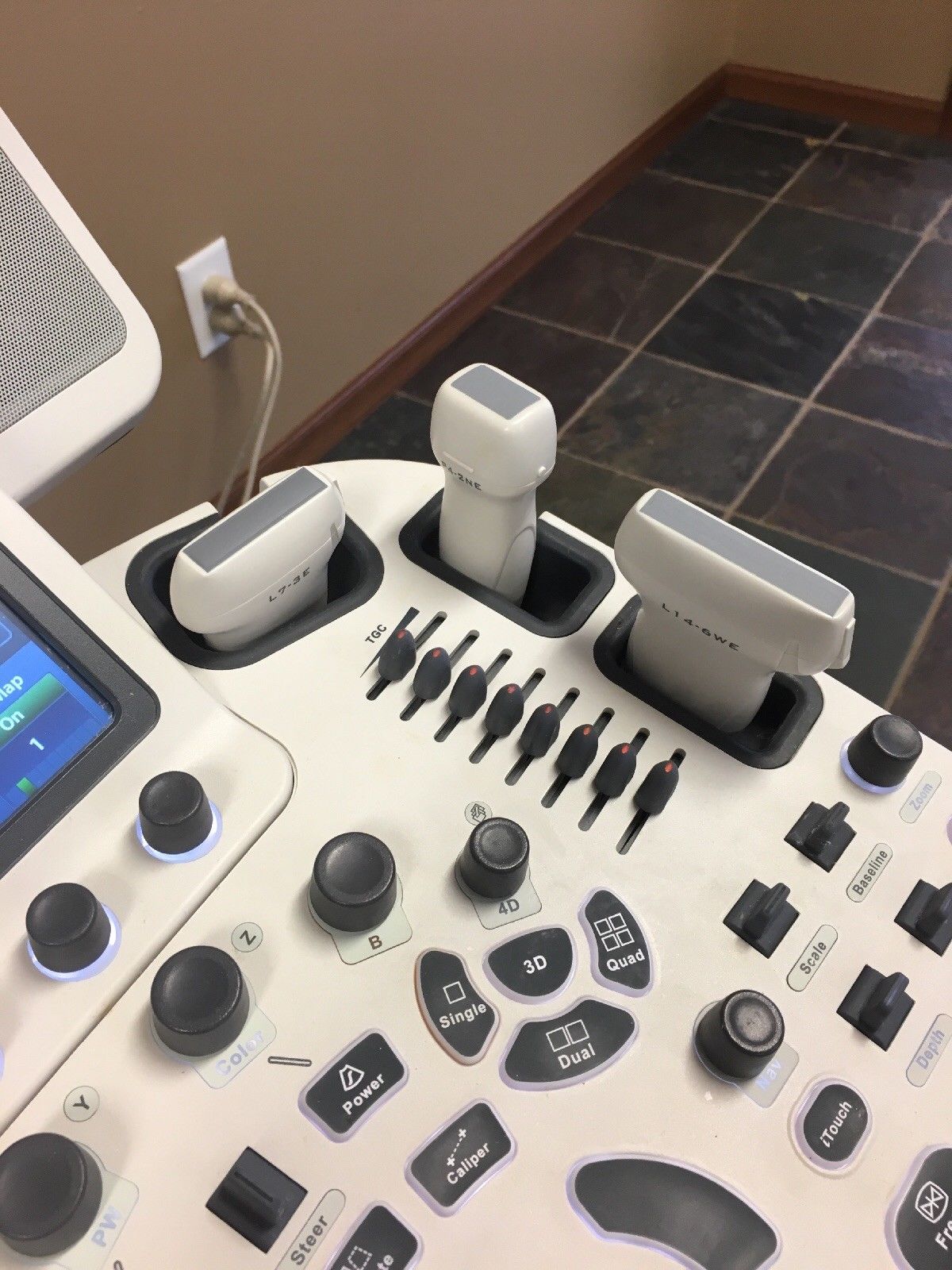 Mindray ultrasound dc-8 DIAGNOSTIC ULTRASOUND MACHINES FOR SALE