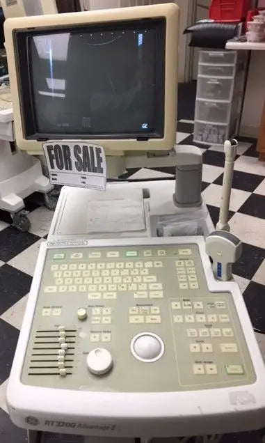 GE RT 3200 Ultrasound System w/probes DIAGNOSTIC ULTRASOUND MACHINES FOR SALE