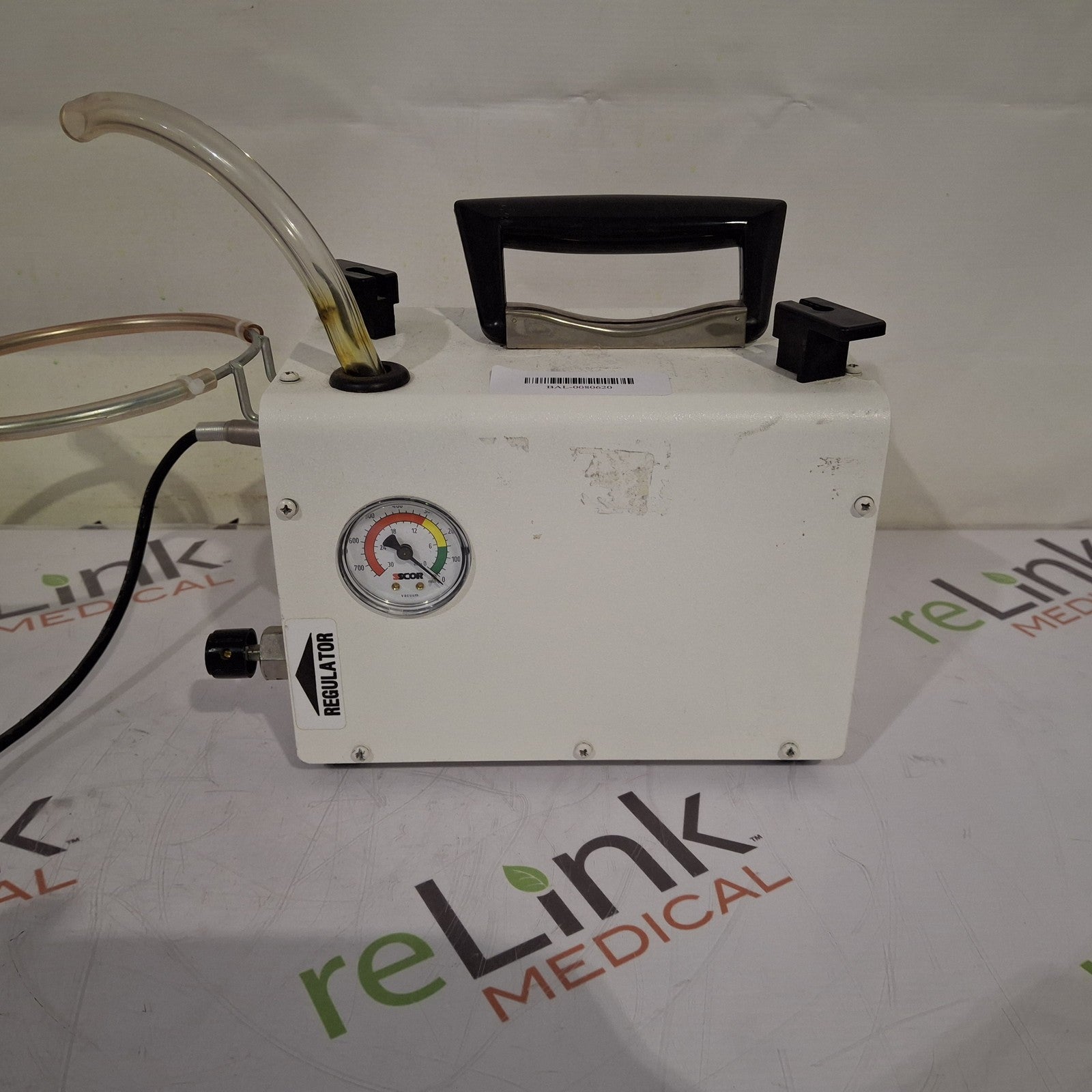 Armstrong Medical Industries, Inc. SSCOR/2500 Pump-Suction Portable