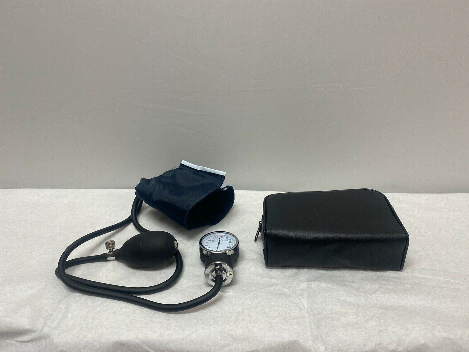 PremierPro 6101 Child Aneroid Sphygmomanometer Blood Pressure Cuff | CEDESP-161 DIAGNOSTIC ULTRASOUND MACHINES FOR SALE