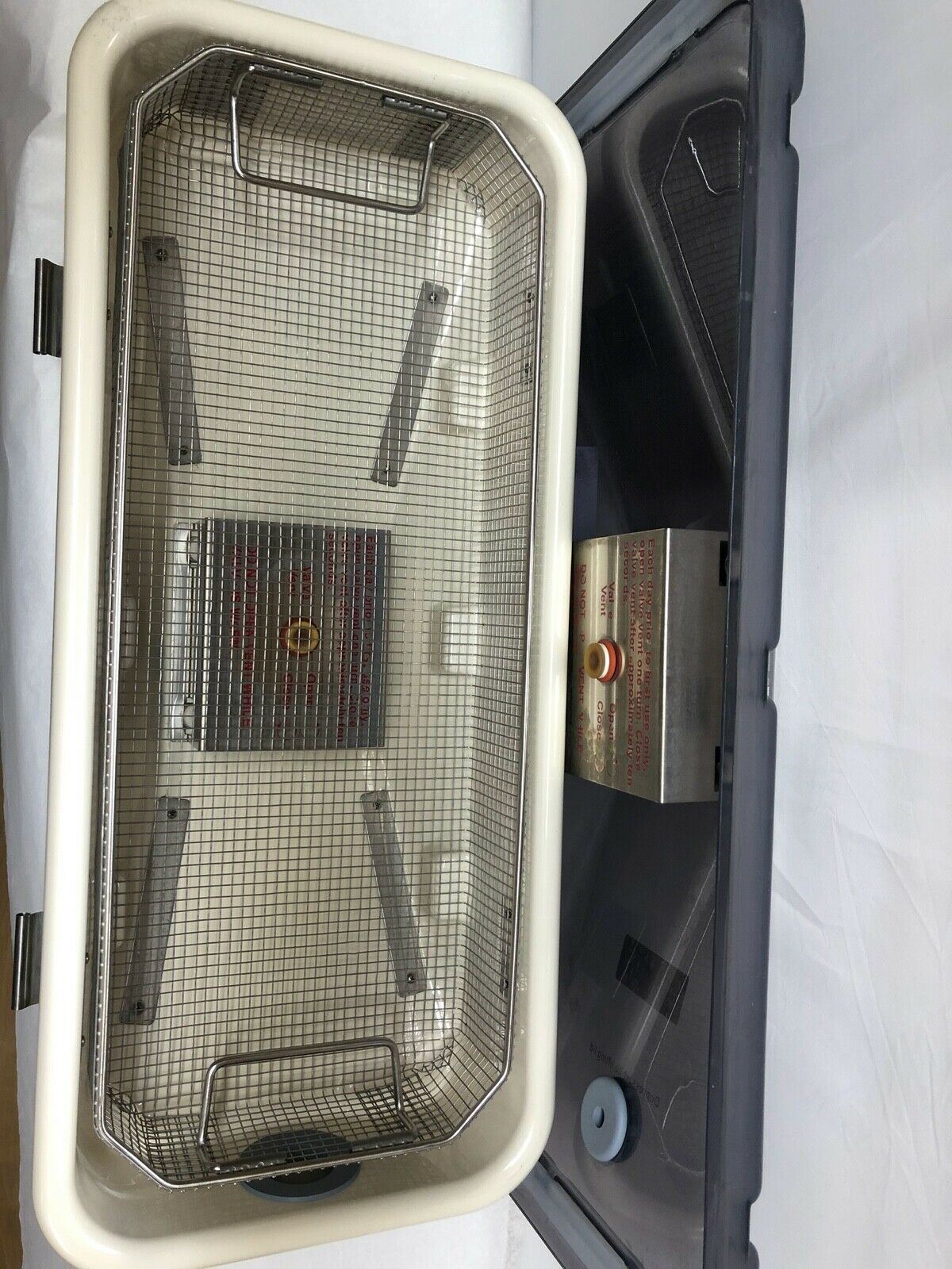 Symmetry Medical FlashPak Sterilization Container System Cat #9040 KMCE-39 DIAGNOSTIC ULTRASOUND MACHINES FOR SALE