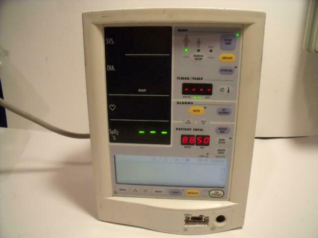 Mindray Accutorr Plus Vital Signs Monitor | PR2011 DIAGNOSTIC ULTRASOUND MACHINES FOR SALE