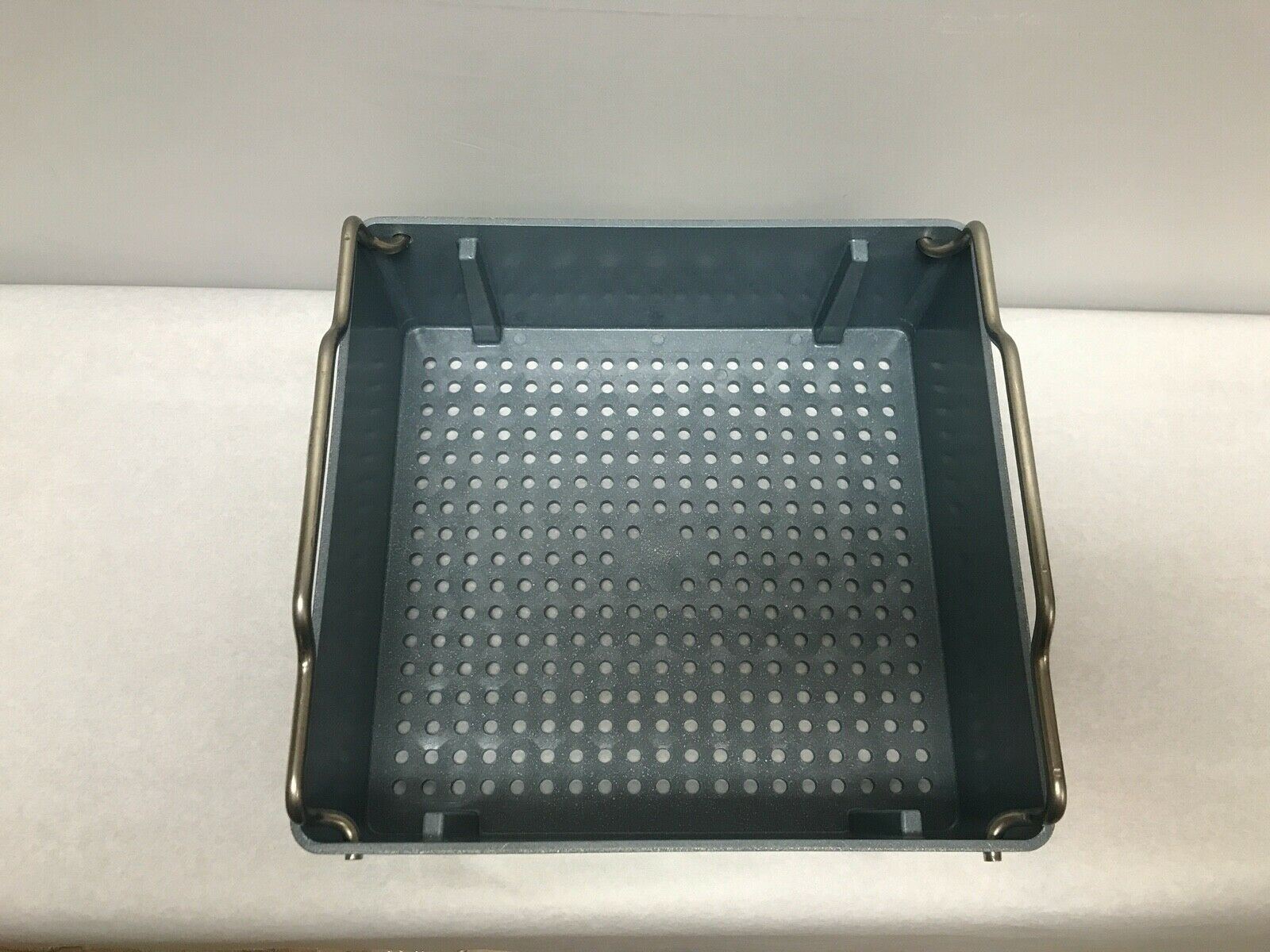 Stainless Steel Sterilization Tray (L:10 1/2"; H: 3 1/2"; W: 10")  | KMCE-213 DIAGNOSTIC ULTRASOUND MACHINES FOR SALE