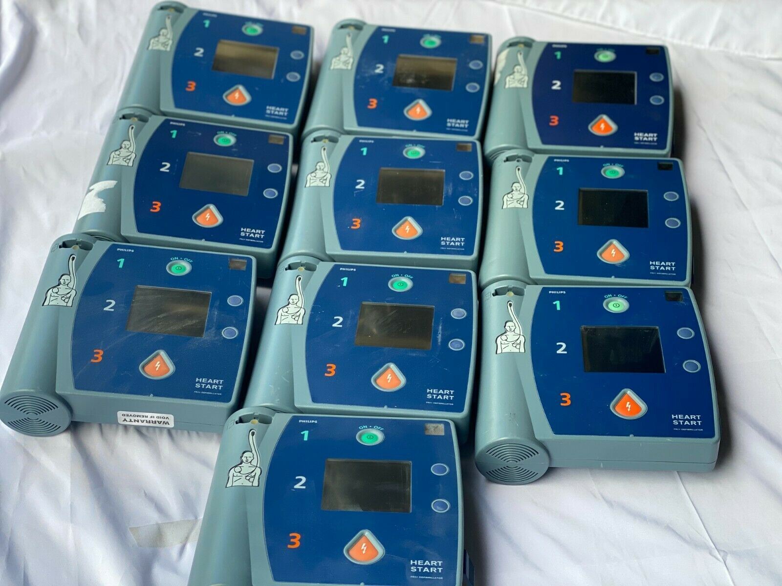 Lots of 100 PHILIPS Heartstart FR2 AED DIAGNOSTIC ULTRASOUND MACHINES FOR SALE
