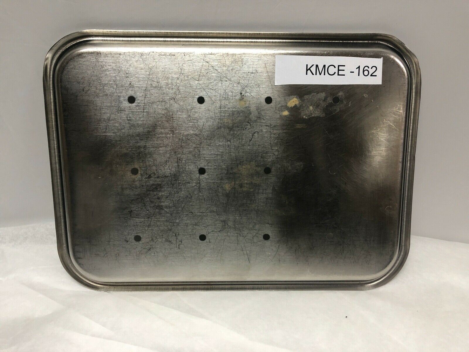 Unbranded Shallow Surgery Tray with Holes | KMCE-162 DIAGNOSTIC ULTRASOUND MACHINES FOR SALE