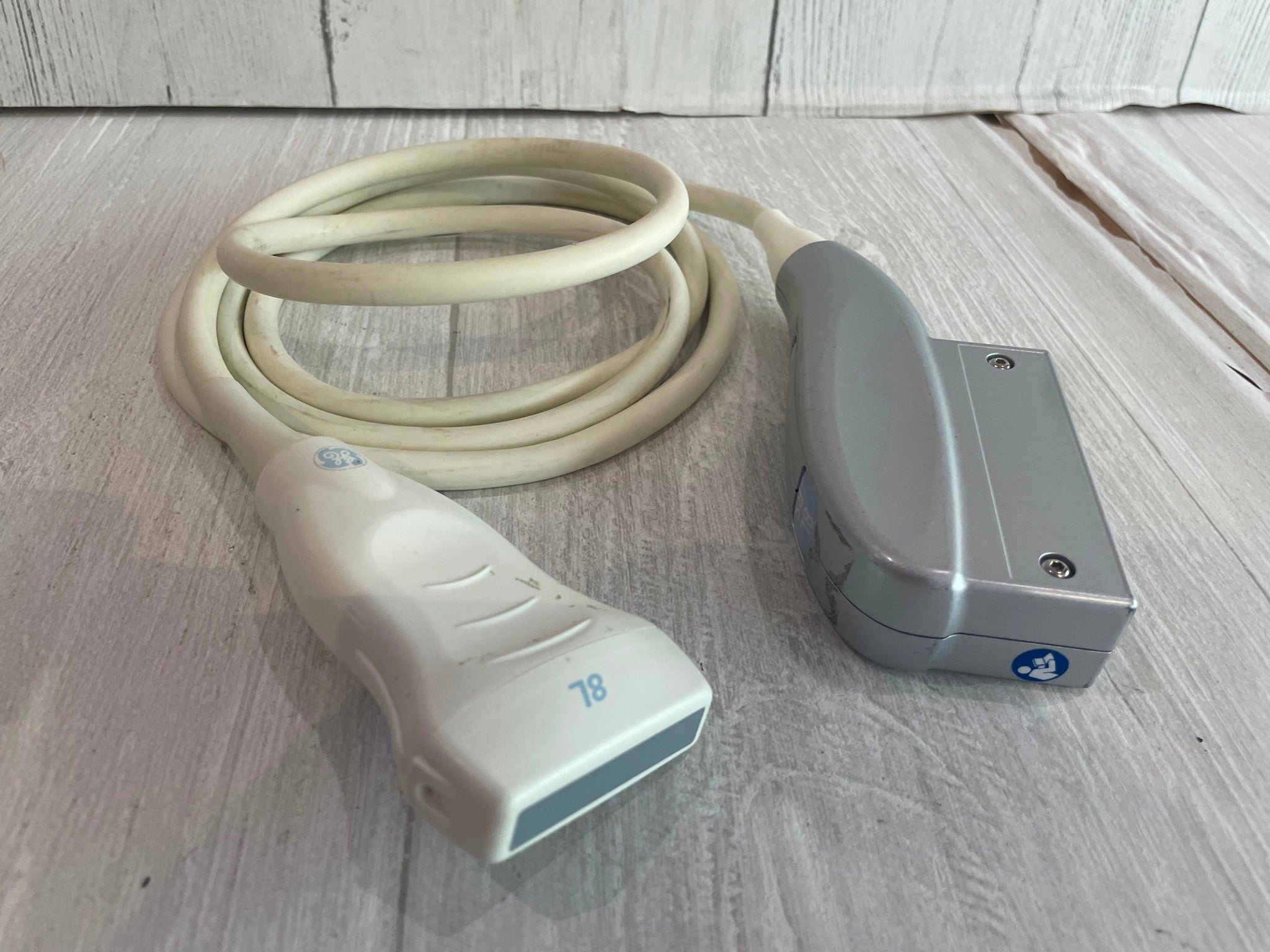 GE 8L-RS Compact Ultrasound Probe Transducer 2013 DIAGNOSTIC ULTRASOUND MACHINES FOR SALE