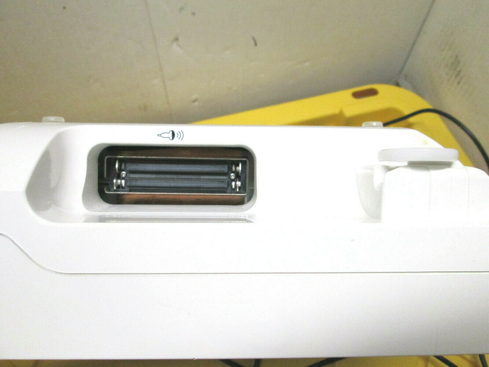 eZono 4000 ultrasound machine portable needle guidance imaging system ezono AG DIAGNOSTIC ULTRASOUND MACHINES FOR SALE