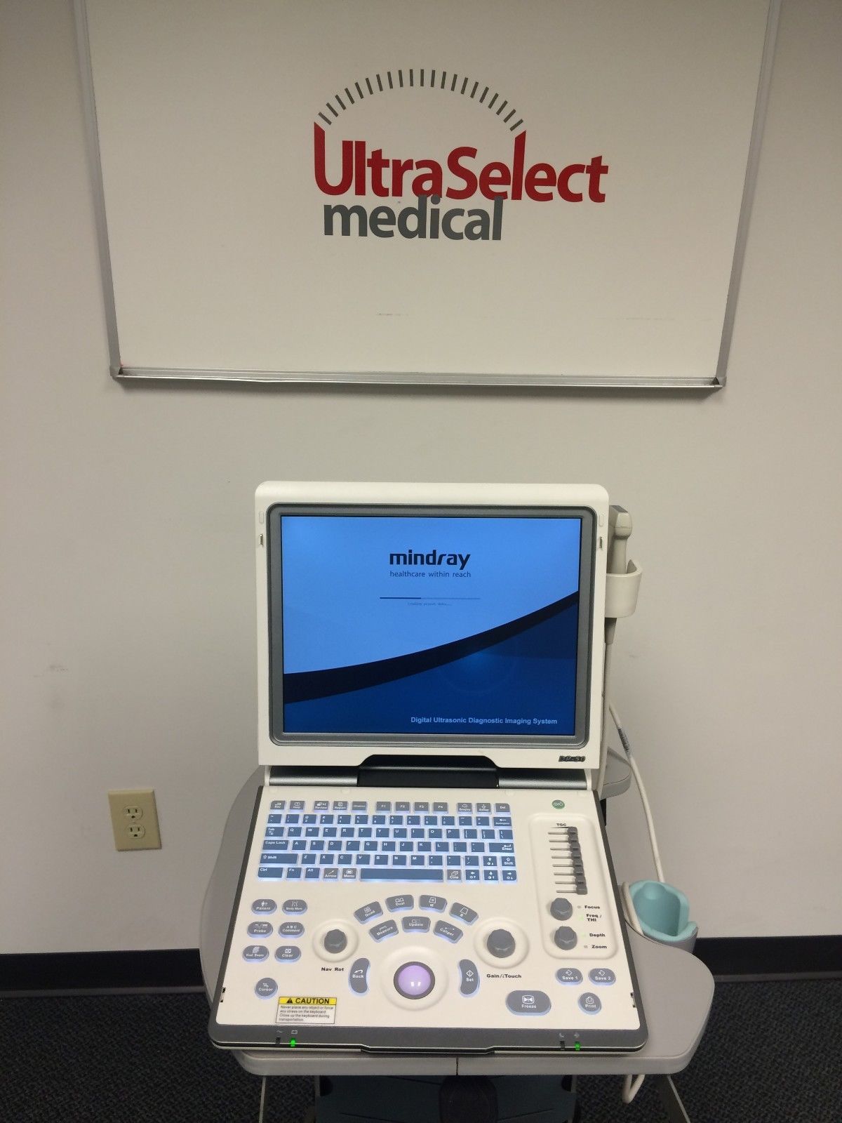 NEW  Mindray DP50 Portable Ultrasound with 1 Probe Included DIAGNOSTIC ULTRASOUND MACHINES FOR SALE