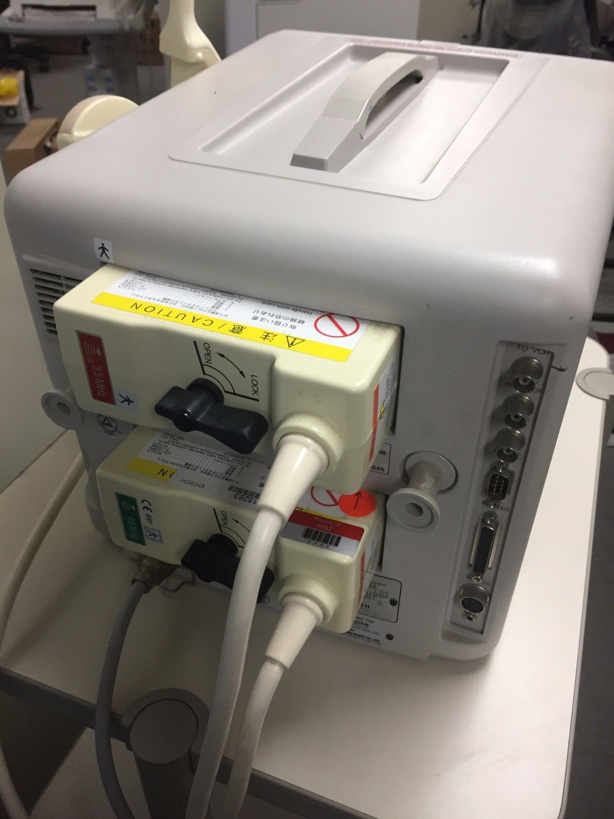 Hitachi EUB-405 Plus Ultrasound / 2 probes / 2 transducer port / printer DIAGNOSTIC ULTRASOUND MACHINES FOR SALE