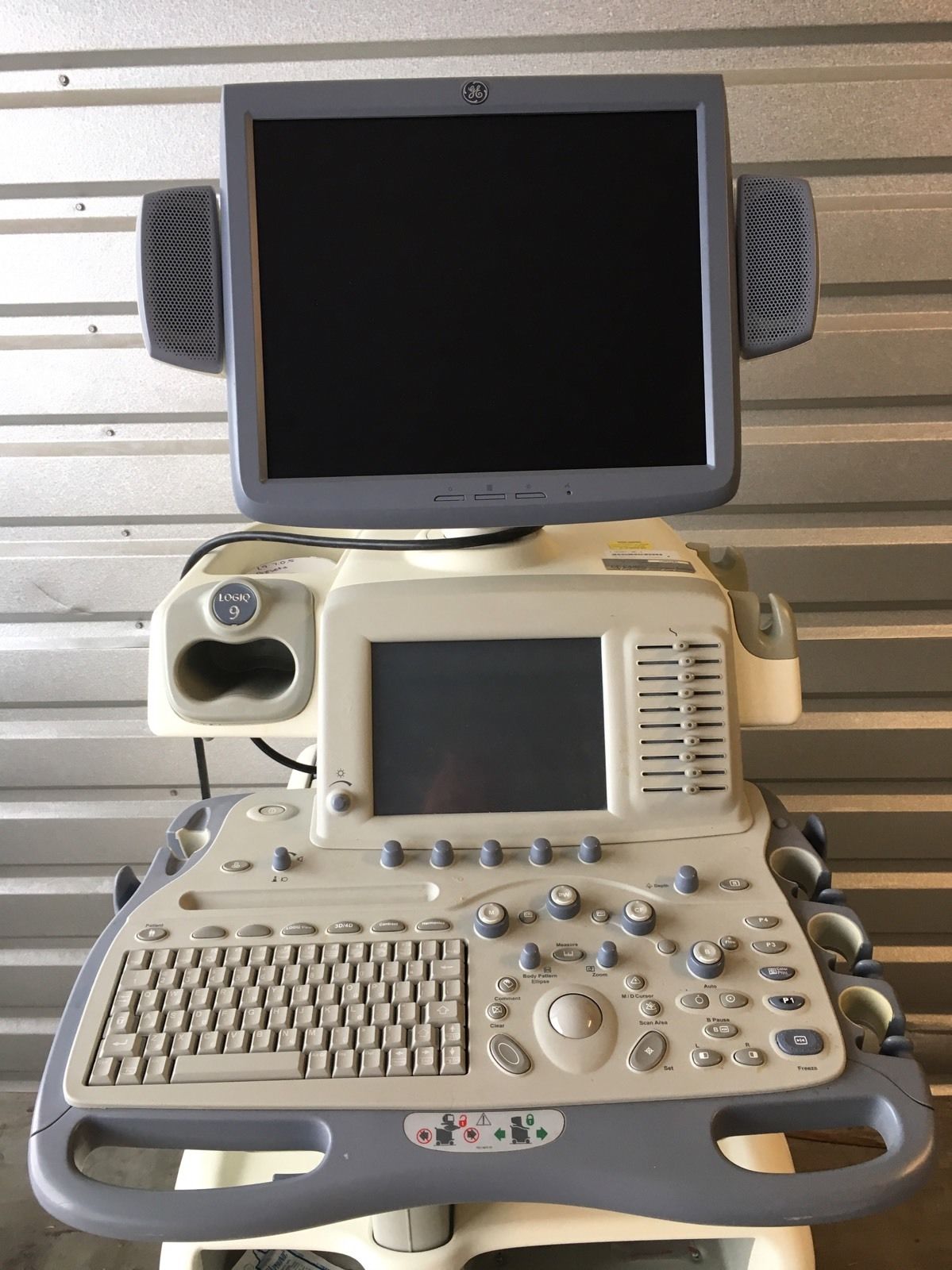 GE Logiq 9 3D/4D With 9L, 4D10L And M12L Probes DIAGNOSTIC ULTRASOUND MACHINES FOR SALE