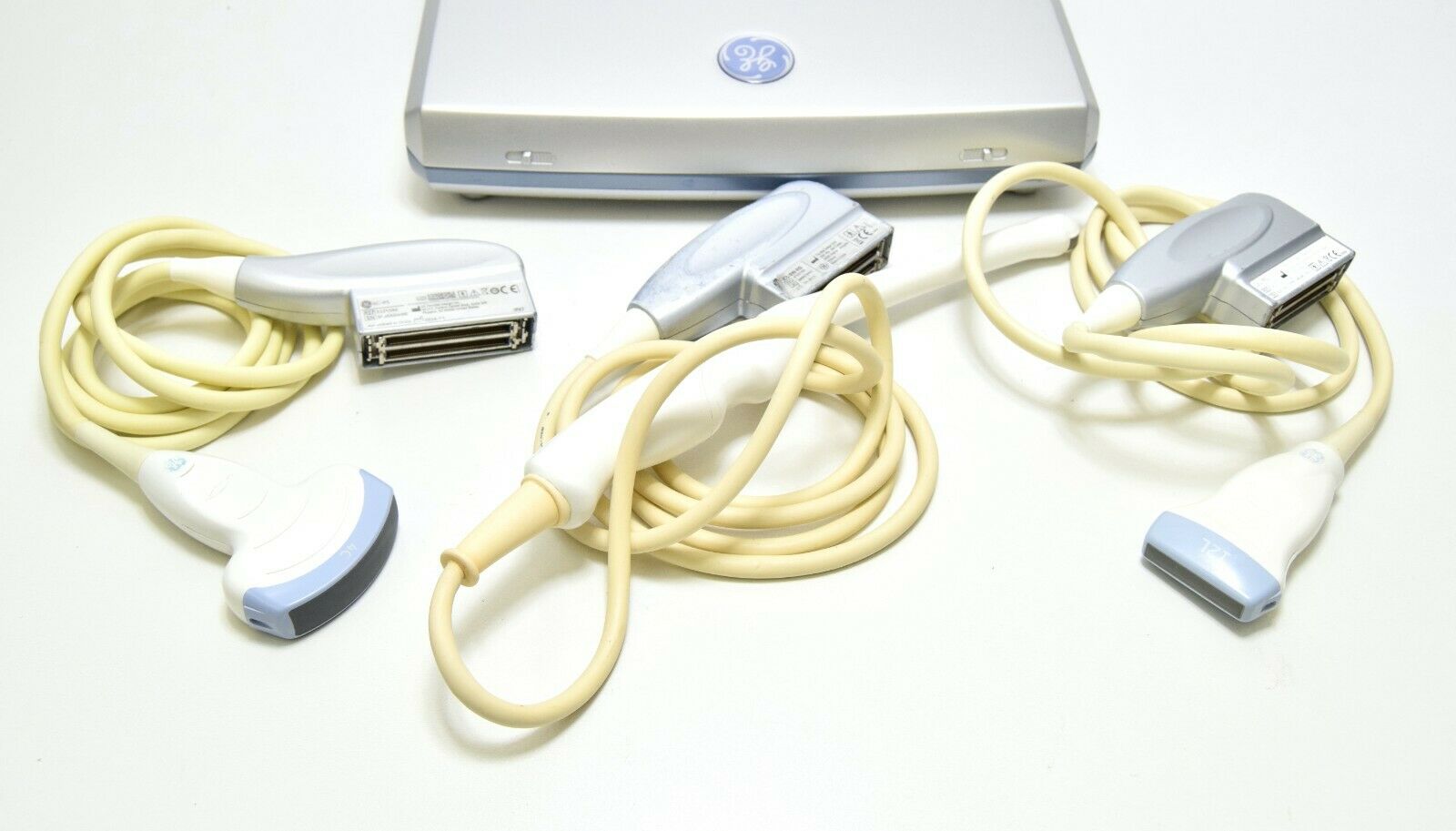 GE Voluson I BT14 portable ultrasound with 3 probes (year of manufacture 2016) DIAGNOSTIC ULTRASOUND MACHINES FOR SALE