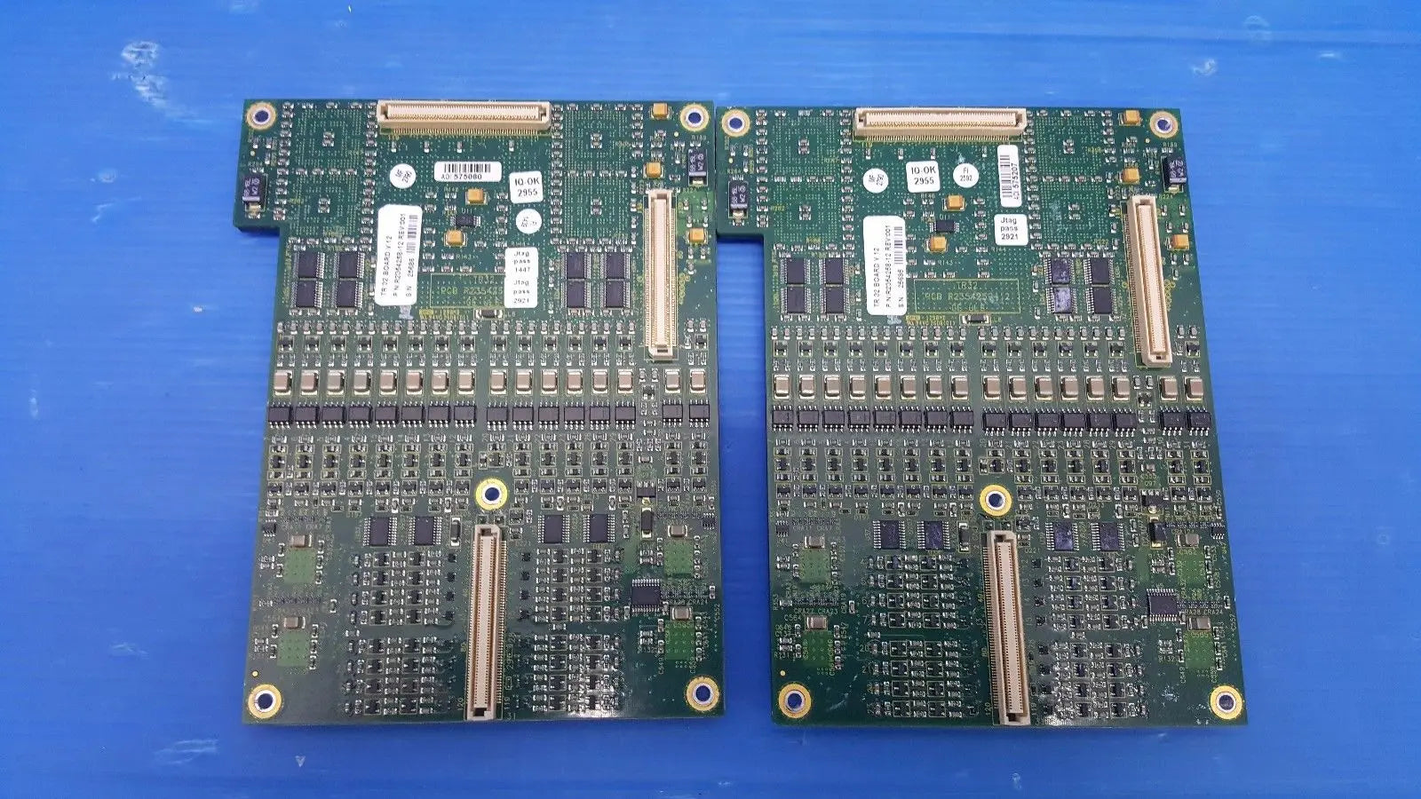 GE Med sys Vivid i Ultrasound Laptop R2354258-12 TR 32 Board V12 Rev 1(LOT OF 2) DIAGNOSTIC ULTRASOUND MACHINES FOR SALE