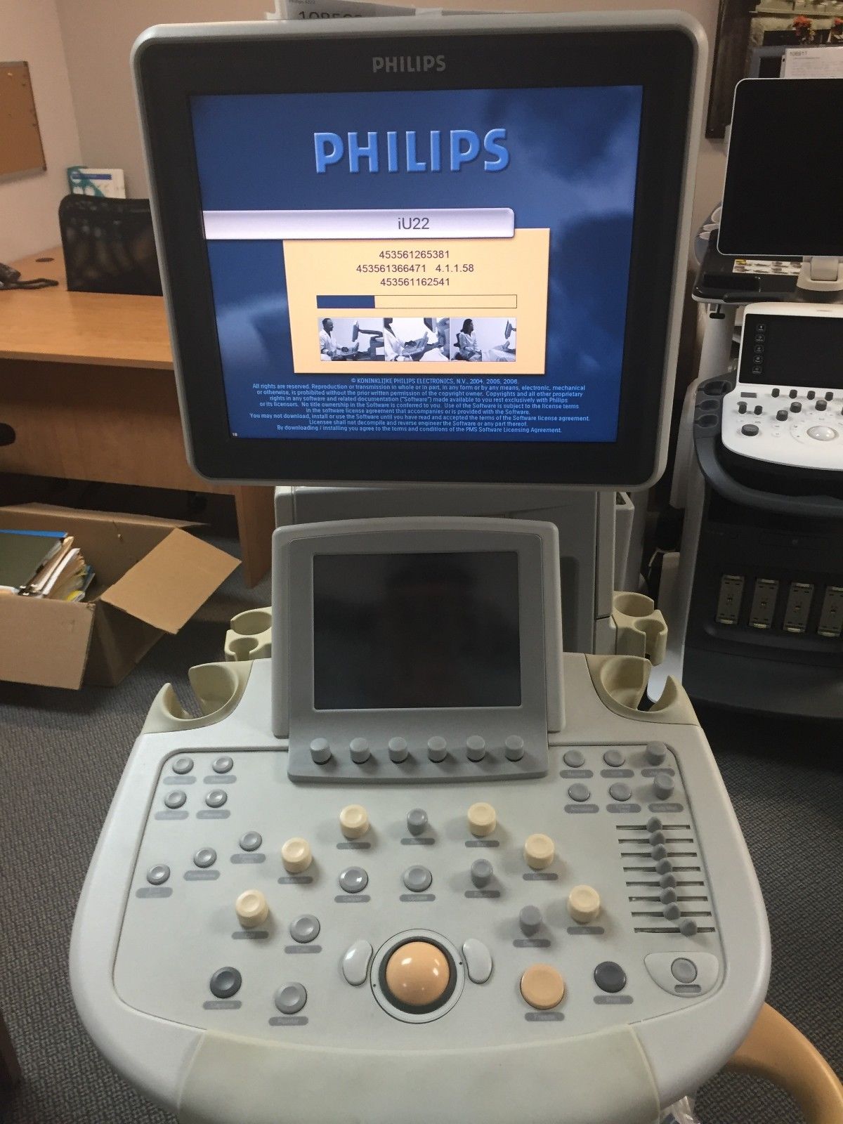 Philips iU22 - A Cart, 3D/4D Ultrasound DIAGNOSTIC ULTRASOUND MACHINES FOR SALE