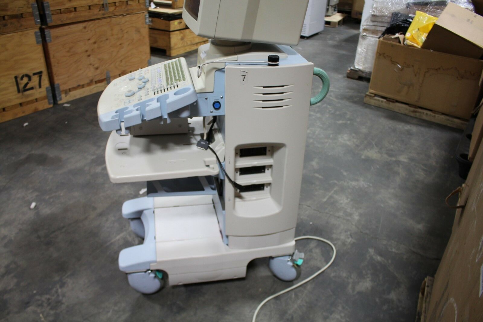 Hitachi Ultrasound Hi Vision 6500 Multi-Use NO HARDDRIVE DIAGNOSTIC ULTRASOUND MACHINES FOR SALE