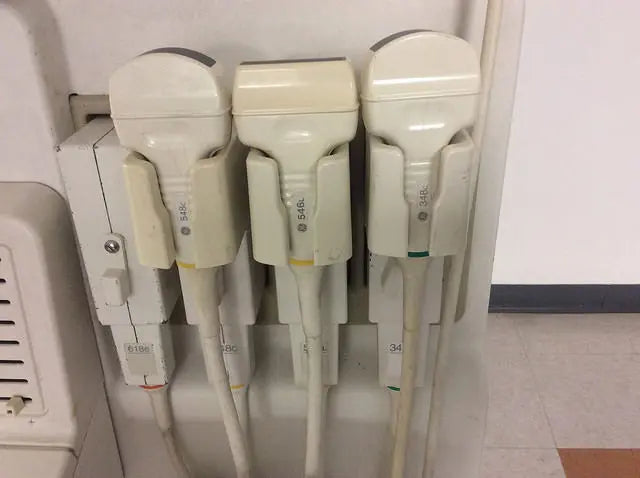 GE LOGIQ 700 Expert ULTRASOUND W/ 618e, 548c, 546L & 348C Probes DIAGNOSTIC ULTRASOUND MACHINES FOR SALE