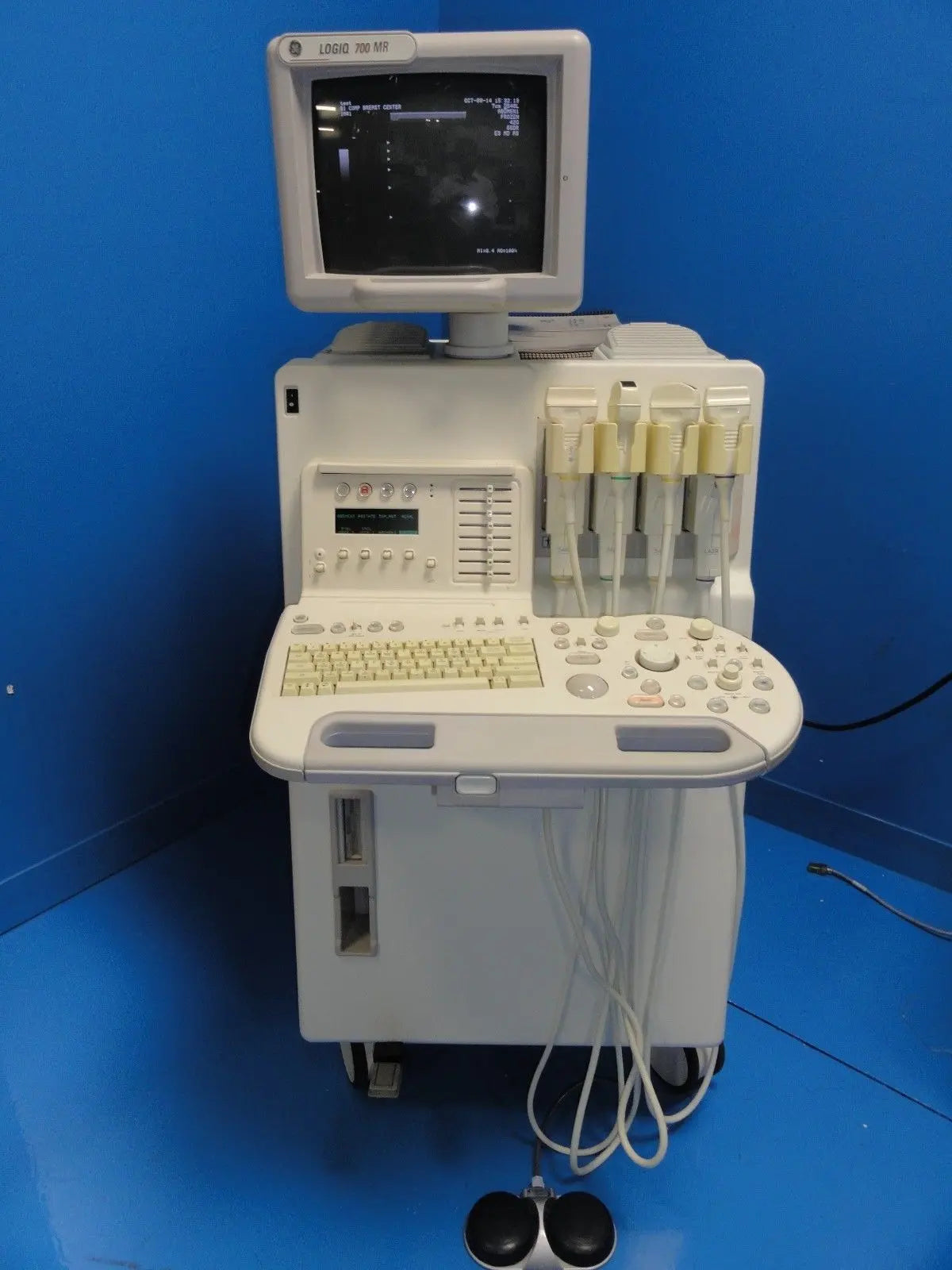 GE LOGIQ 700 MR ULTRASOUND W/ 548c 348c LA39 & 546L Probes Manual Disks F.Switch DIAGNOSTIC ULTRASOUND MACHINES FOR SALE