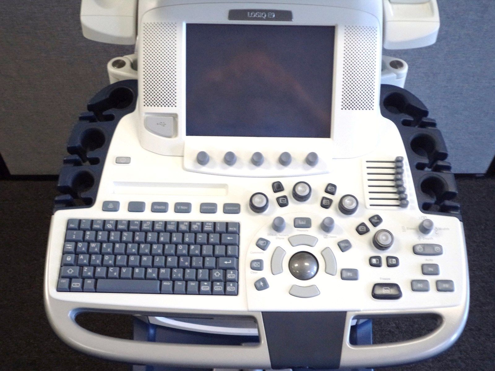 GE Logiq E9 Ultrasound System  Excellent Scanner