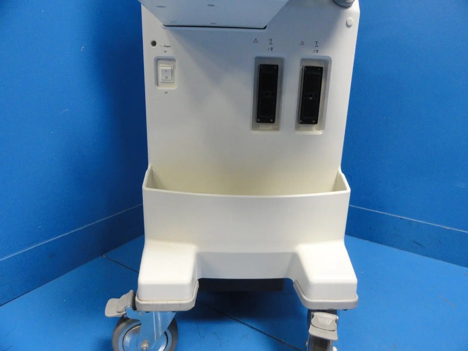 GE 2205675 Logiq Alpha 200 Diagnostic Ultrasound System W/O Transducers (11901) DIAGNOSTIC ULTRASOUND MACHINES FOR SALE