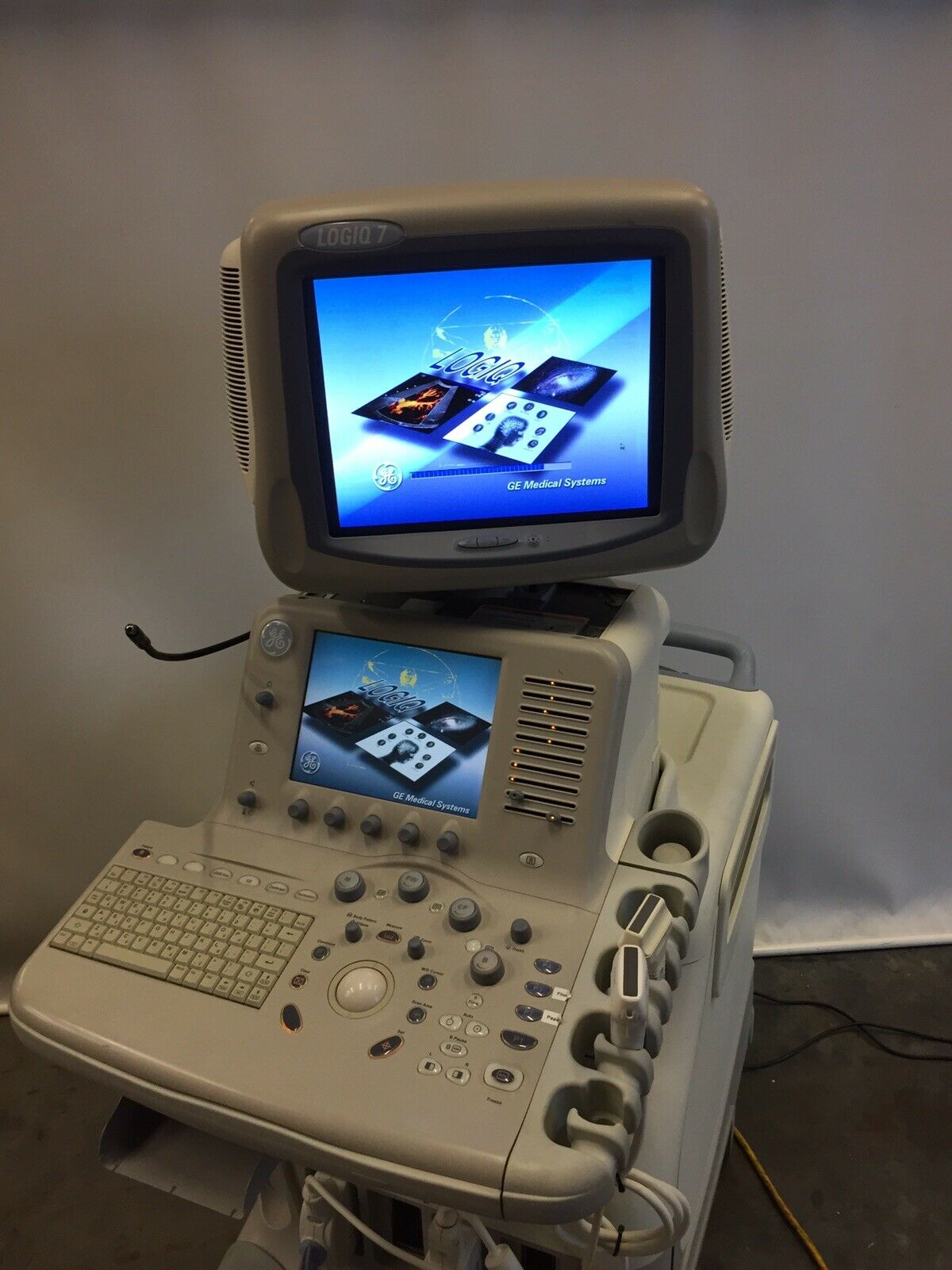 GE LOGIQ 7 Ultrasound Machine W/ 2 Probes (M12L, 10L) 2389220 DIAGNOSTIC ULTRASOUND MACHINES FOR SALE